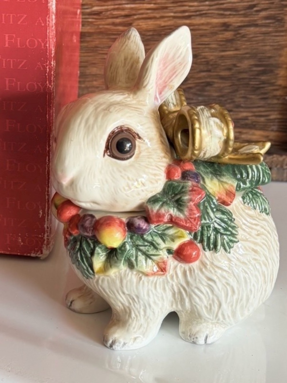 Fitz and Floyd VINTAGE SNOWY WOODS Holiday Bunny Figurine W Lid